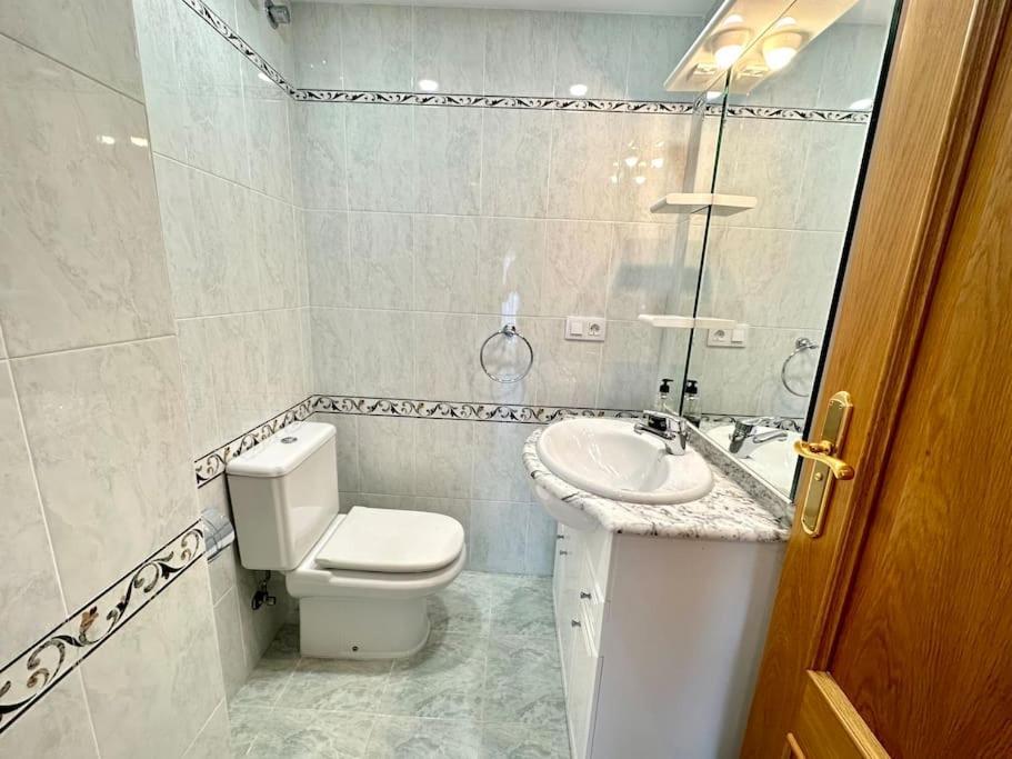 Cala Real 2 Bed 2 Bath Sea View Apartment *